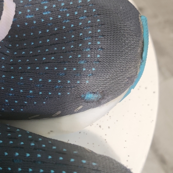 Brooks Women's Athletic Shoes - Navy and Teal - Picture 2 of 5